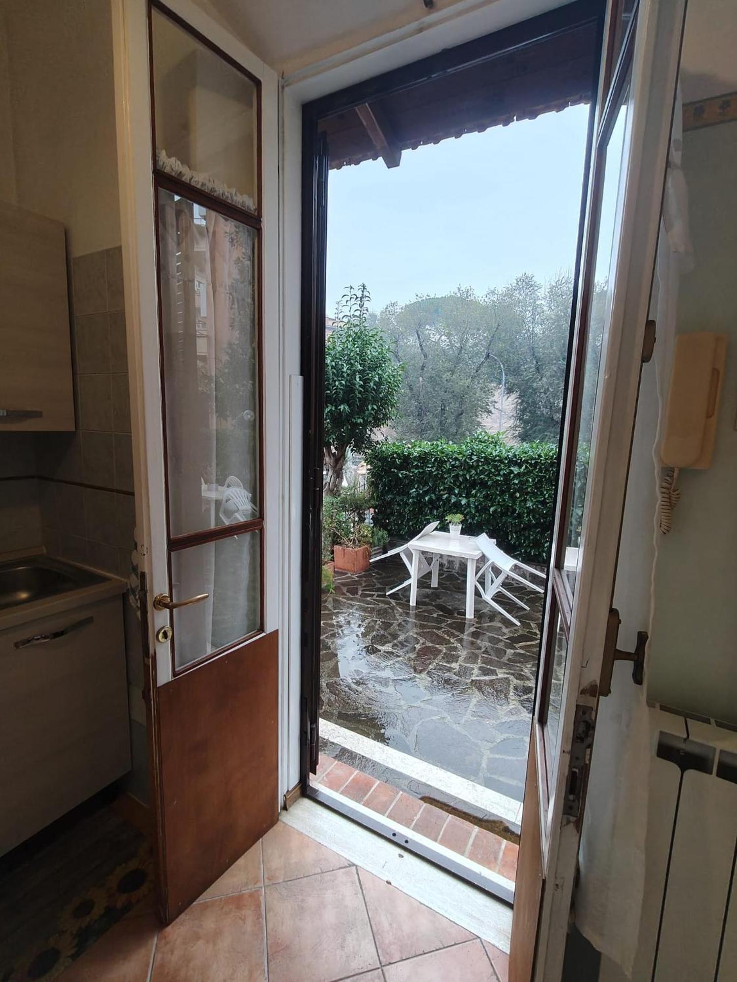 Piramide Gold Apartment Rome