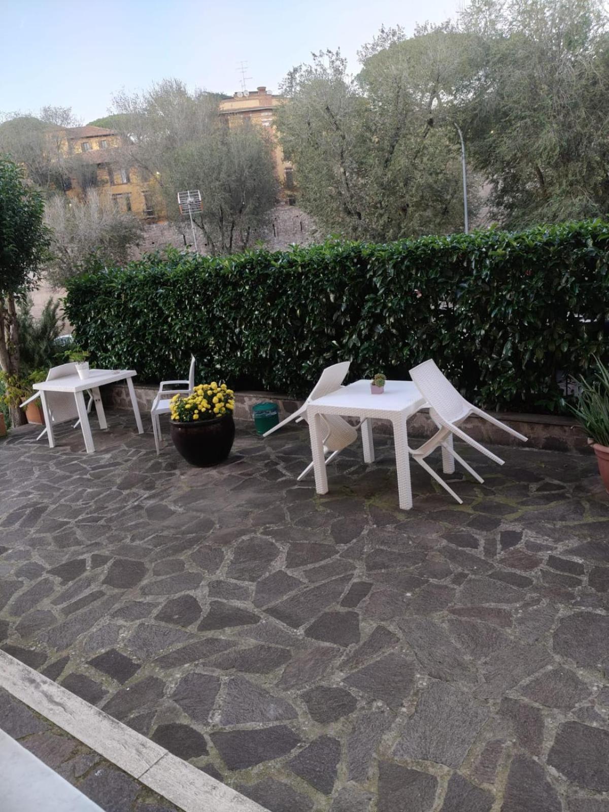 Piramide Gold Apartment